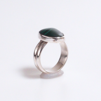 Size 10 Sterling Silver Ring with 13mm x 18mm Oval Malachite Cabochon